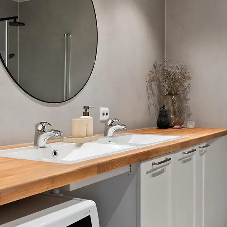 Apartament Sentral And Classy *